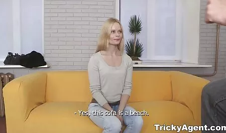 MAMMA colla nappa una bella milf nera per il capezzolo, e andare in giro la condizione in