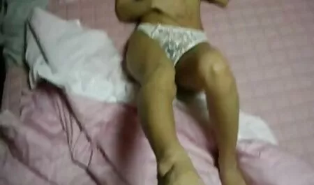 Cacciatore milf tettona di sperma