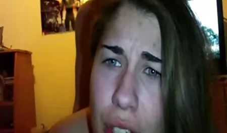 Una donna bionda con bambino si rivolse a donne mature gratis porno un amico e prese il suo cazzo