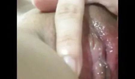 Il sesso alla fine milf polacche subirà un esame fisico.