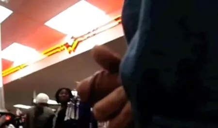 Una donna dalla pelle scura fa una ragazza in video porno con mature italiane bianco, corre e aveva il culo.
