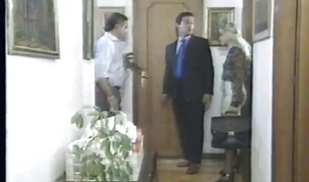 Una video tettone mature ragazza casualmente elegante nuovo fidanzato