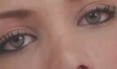 Ashley Adams brillante nudo e video milf lesbiche accarezzando la figa