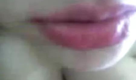 Dopo la scuola si può leccare spogliarelli milf