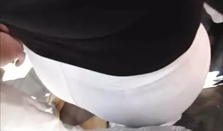 Due studenti passano attraverso hahal milf inculate e prendono