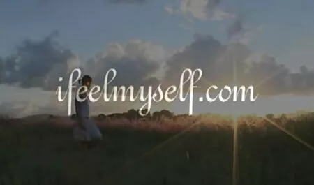 Un cliente scivola, olio, video porno mature italiani viti in macchina della bionda.