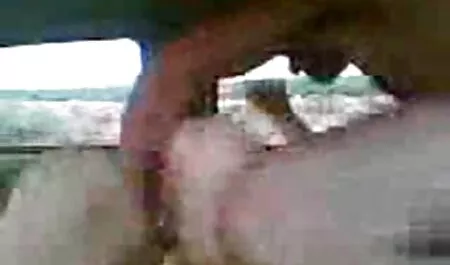 Una madre russa in un grembiule ha ripristinato l'ordine nell'appartamento e si è arresa a un amico donne vecchie sexi del comando.