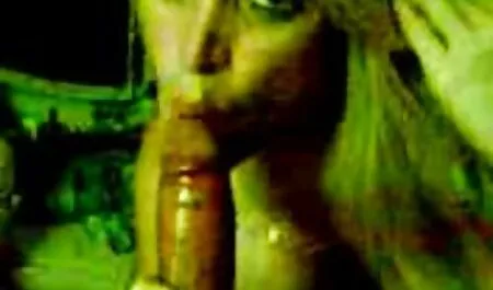 Buon video porno amatoriale milf divertimento nella tenda