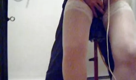 Un uomo che si diverte a fare sesso con il proprietario di big porno donne mature porche fuck