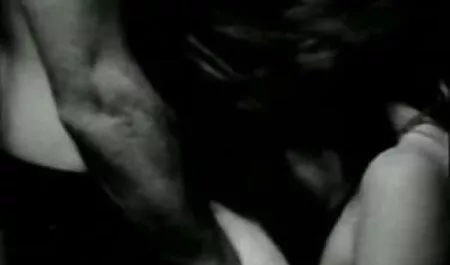 Sport, donne in cappelli, un amico di video porno mature pelose armi e cavalli